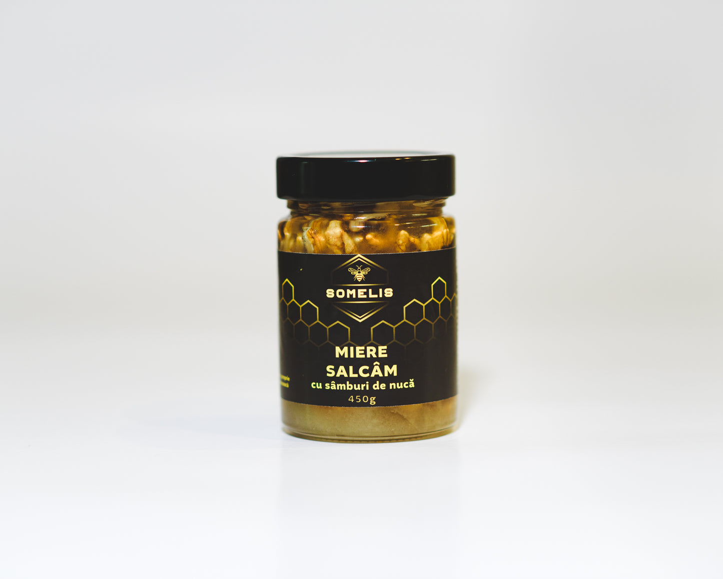 Miere de salcâm cu sâmburi de nucă 450g